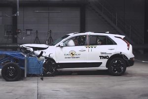 Kia-Niro-crash-test