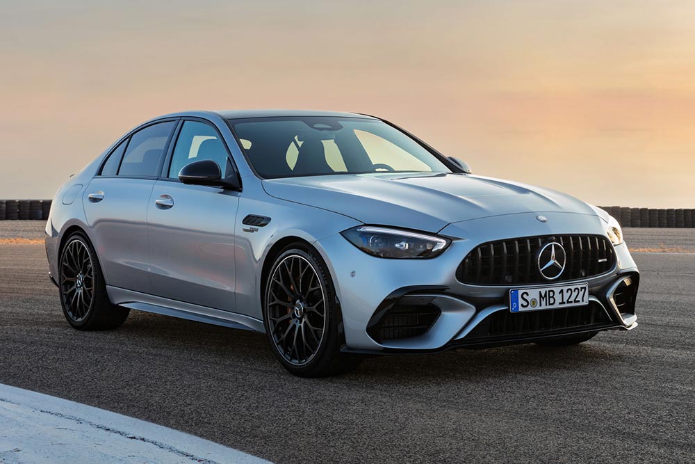 https://autogreeknews.gr/wp-content/uploads/2022/09/Mercedes-AMG-C-63-S-E-PERFORMANCE-5.jpg