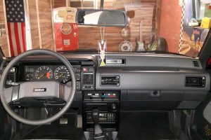 Nissan-Sunny-1987-(9)