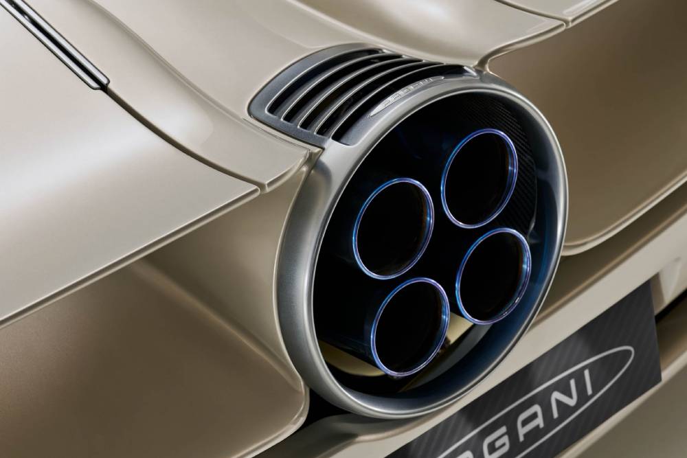 https://autogreeknews.gr/wp-content/uploads/2022/09/Pagani-Utopia_19.jpg