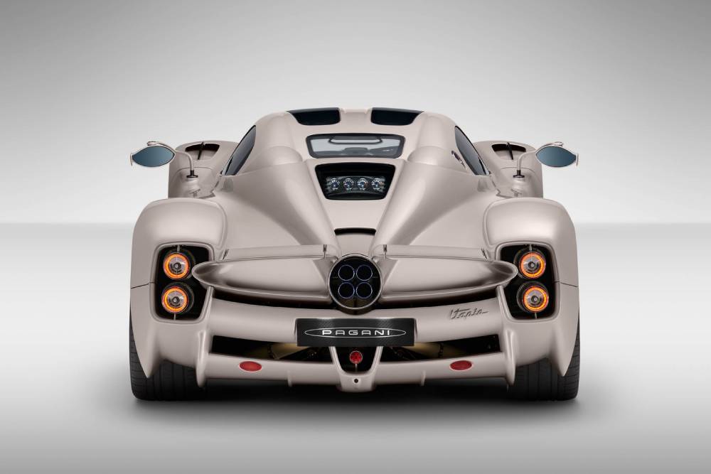 https://autogreeknews.gr/wp-content/uploads/2022/09/Pagani-Utopia_23.jpg