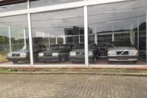 abandoned-volvo-dealership-(2)