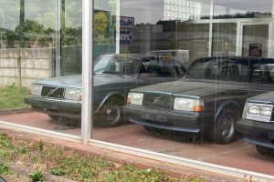 abandoned-volvo-dealership-(4)