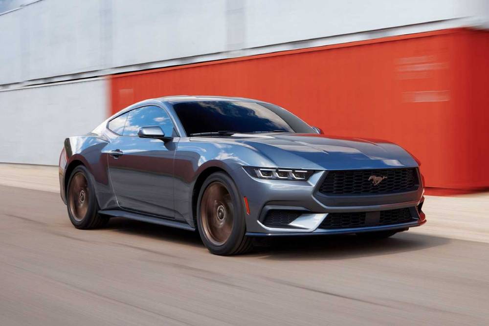 https://autogreeknews.gr/wp-content/uploads/2022/09/ford-mustang-2023-5.jpg