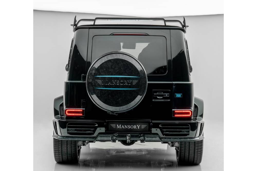 https://autogreeknews.gr/wp-content/uploads/2022/09/mansory-gronos-p850-looks-like-a-posh-military-veh-4.jpg