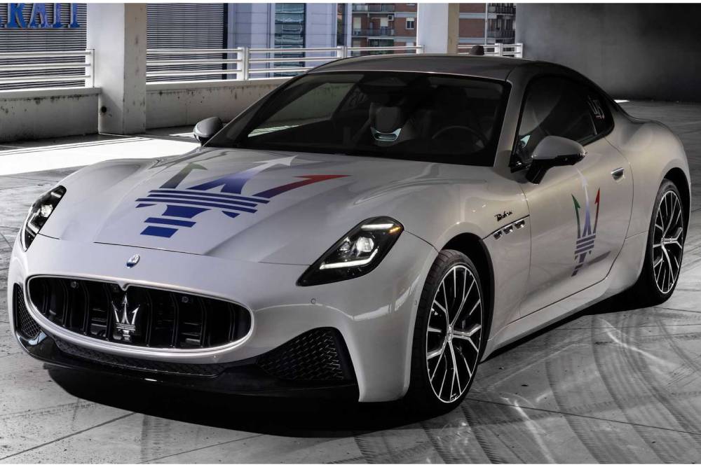 https://autogreeknews.gr/wp-content/uploads/2022/09/new-maserati-granturismo-with-nettuno-v6.jpg