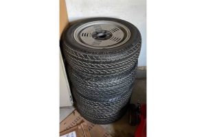 rare-bmw-m1-wheels-for-sale (1)