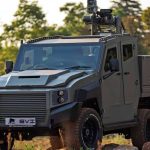 six-wheel-armored-toyota-land-cruiser-by-svi-engin