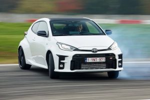 toyota gr yaris drift 02