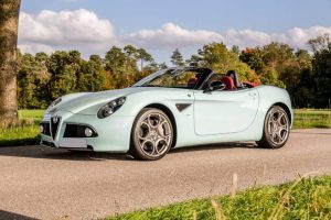 2010-Alfa-Romeo-8C-Spider1