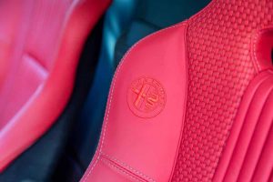 2010-Alfa-Romeo-8C-Spider15