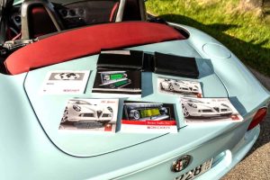 2010-Alfa-Romeo-8C-Spider45