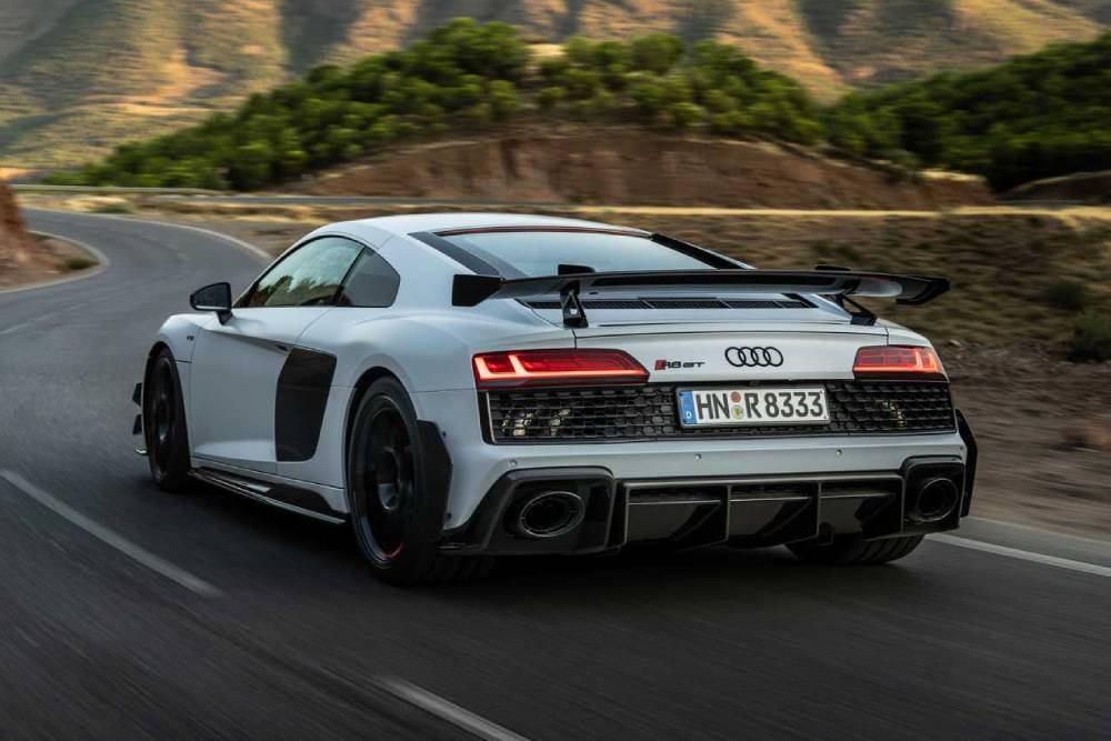 https://autogreeknews.gr/wp-content/uploads/2022/10/2023-audi-r8-v10-gt-rwd-12.jpg
