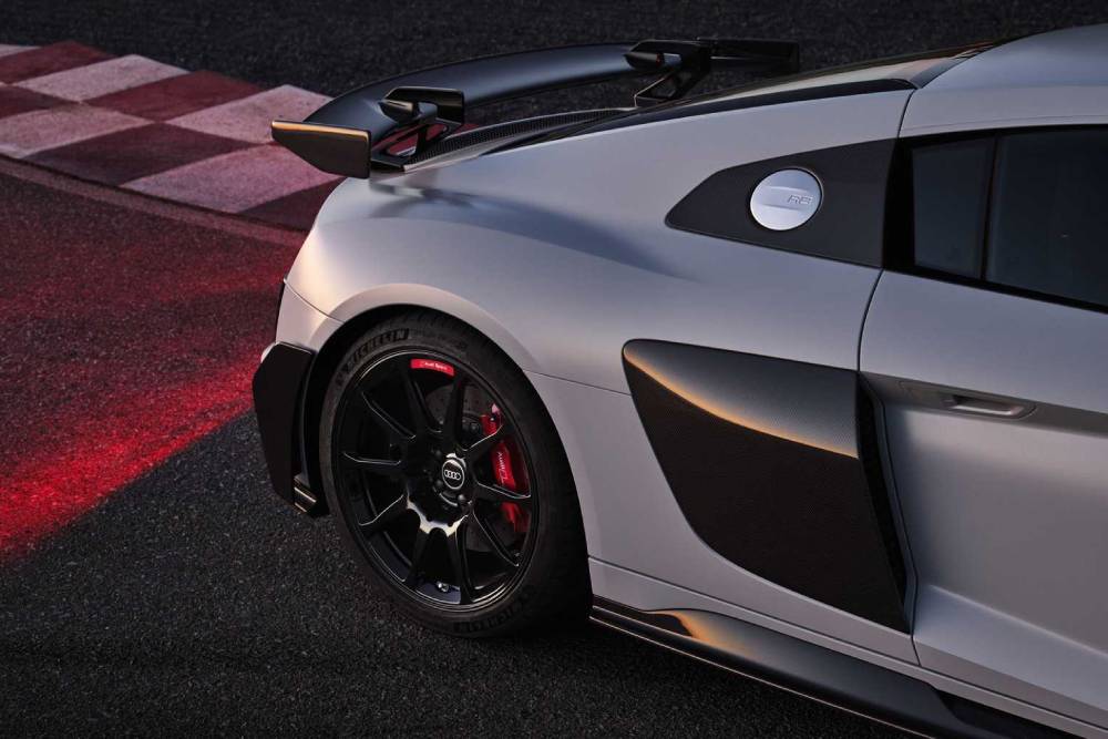 https://autogreeknews.gr/wp-content/uploads/2022/10/2023-audi-r8-v10-gt-rwd-18.jpg