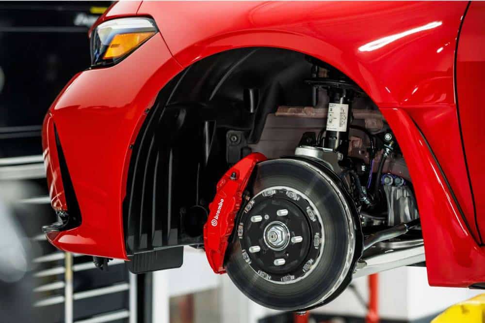 https://autogreeknews.gr/wp-content/uploads/2022/10/2023-honda-civic-type-r-brakes.jpg