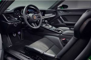2023-porsche-911-carrera-t-in-python-green-interio