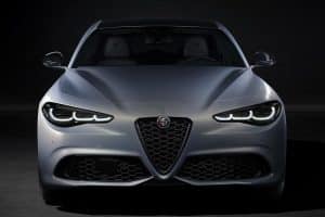 Alfa-Romeo-Giulia-2022-(6)