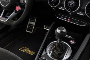 Audi-TT-RS-Iconic-Edition-18