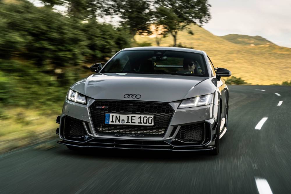 https://autogreeknews.gr/wp-content/uploads/2022/10/Audi-TT-RS-Iconic-Edition-84.jpg