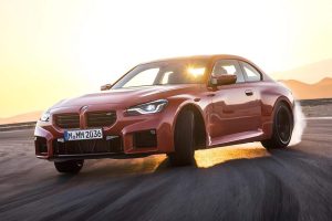 BMW-M2-2022-1-(1)