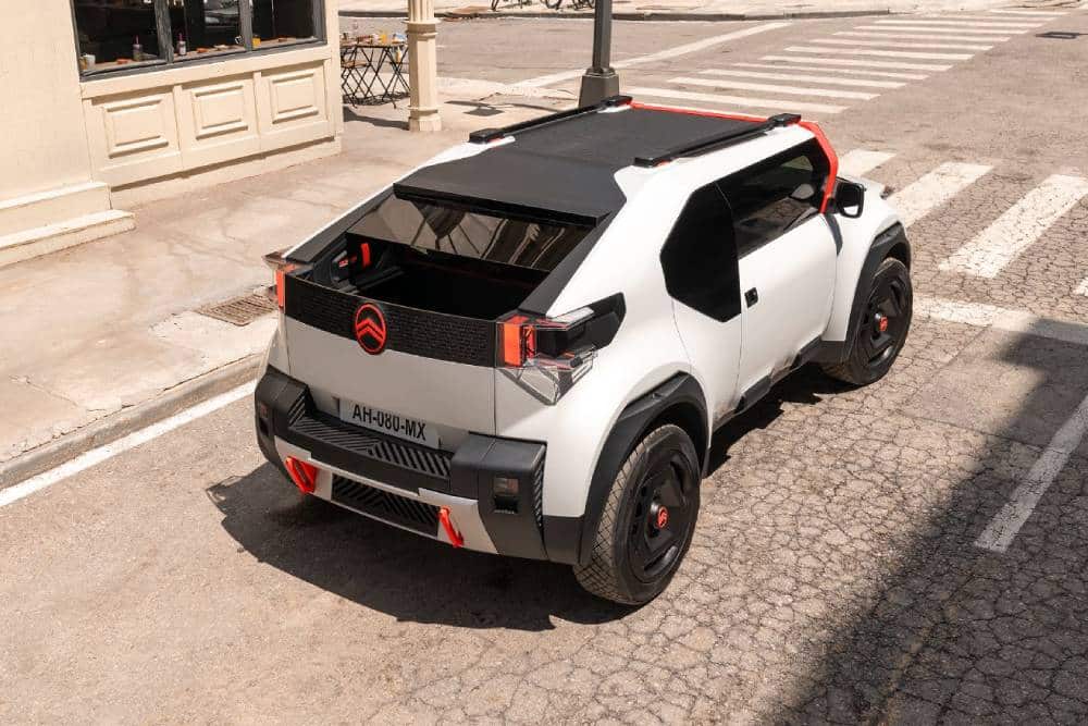 https://autogreeknews.gr/wp-content/uploads/2022/10/Citroen-Oli-Concept-30.jpg