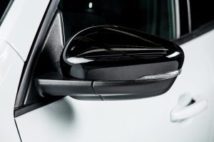 Ford-Kuga-black-edition-(8)