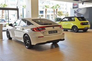 Honda-Civic-2022-ekthesi-(7)