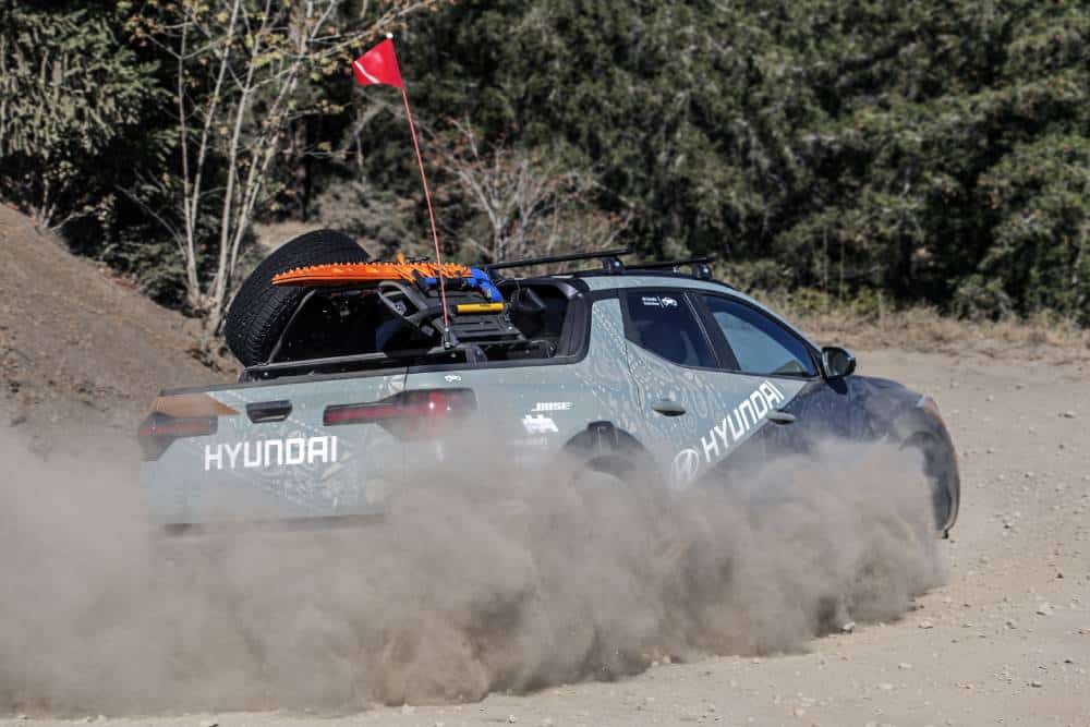 https://autogreeknews.gr/wp-content/uploads/2022/10/Hyundai-SantaCruz-Rebelle-Rally-23.jpg