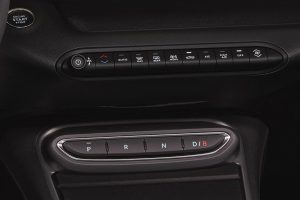 Jeep-Avenger-konsola