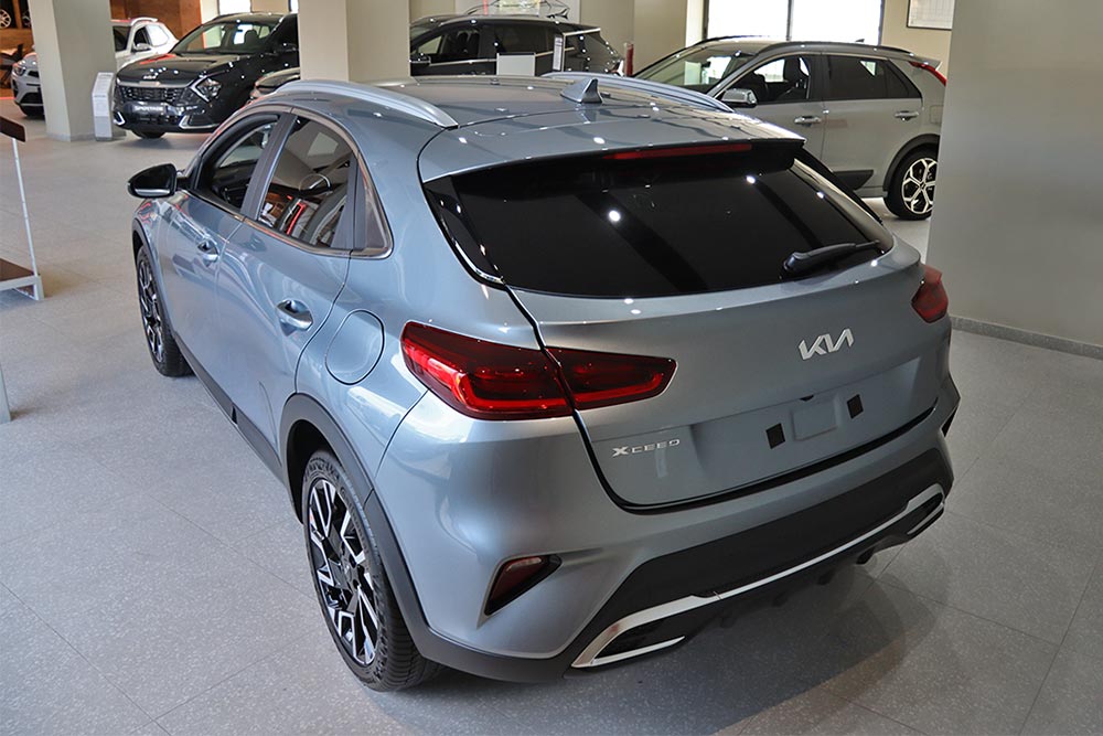 https://autogreeknews.gr/wp-content/uploads/2022/10/Kia-XCeed-ekthesi-6.jpg