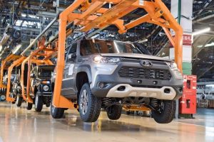 Lada_Niva_Travel_a_Granta_2022_rozsireni_vybavy_01