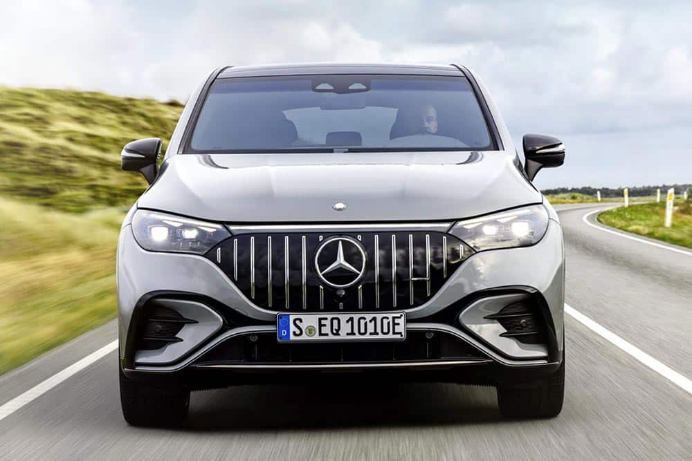 https://autogreeknews.gr/wp-content/uploads/2022/10/Mercedes-AMG-EQE-SUV-5.jpg