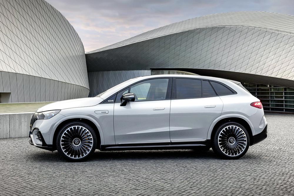 https://autogreeknews.gr/wp-content/uploads/2022/10/Mercedes-AMG-EQE-SUV-7.jpg