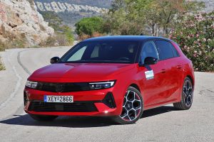 Opel Astra 1.2T 130 2022 (10)