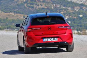 Opel Astra 1.2T 130 2022 (12)