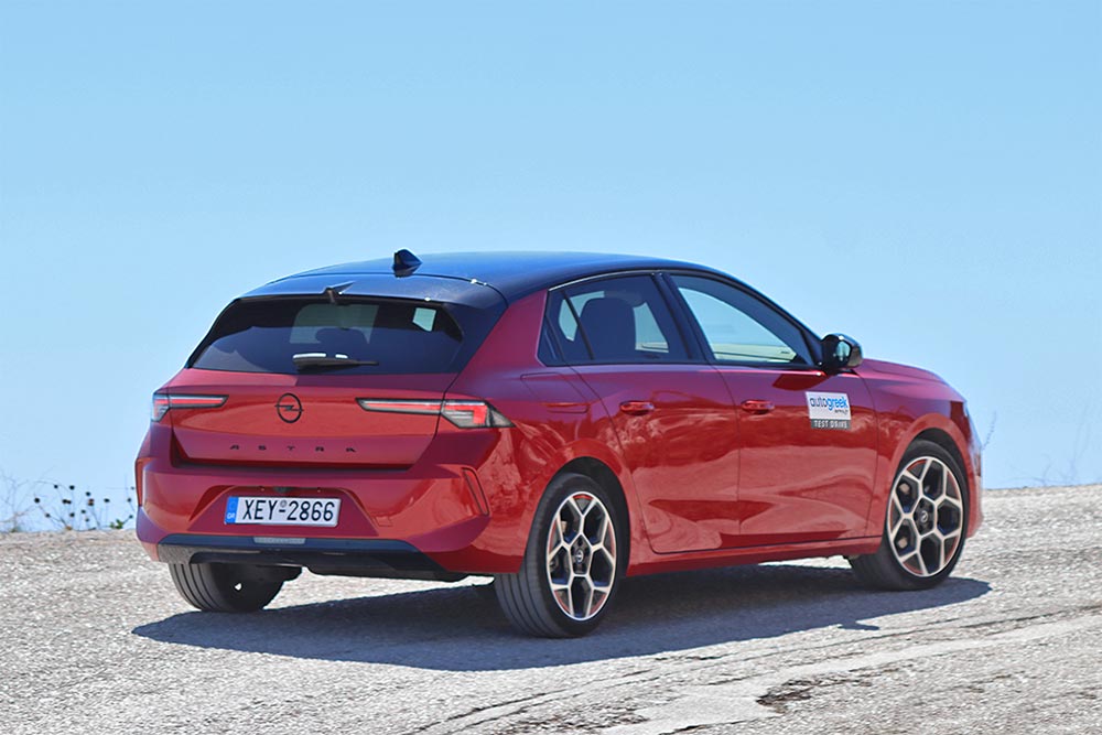 https://autogreeknews.gr/wp-content/uploads/2022/10/Opel-Astra-1.2T-130-2022-15.jpg