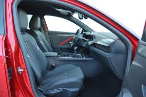 Opel Astra 1.2T 130 2022 (17)