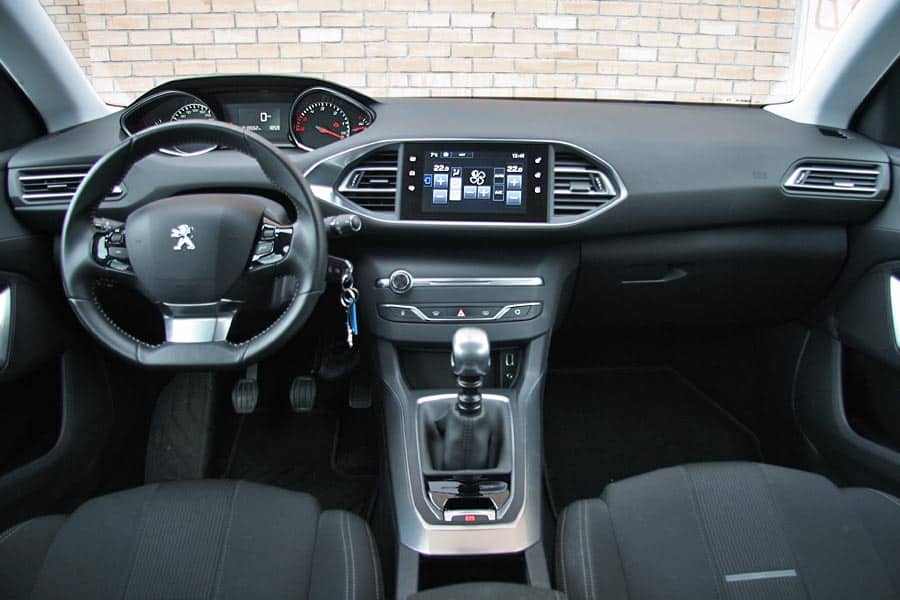https://autogreeknews.gr/wp-content/uploads/2022/10/Peugeot-308-16-HDi-5.jpg