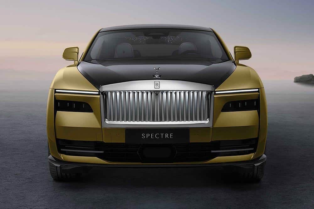 https://autogreeknews.gr/wp-content/uploads/2022/10/Rolls-Royce-Spectre-18.jpg