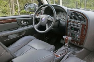 Saab-9-7X-interior-2006