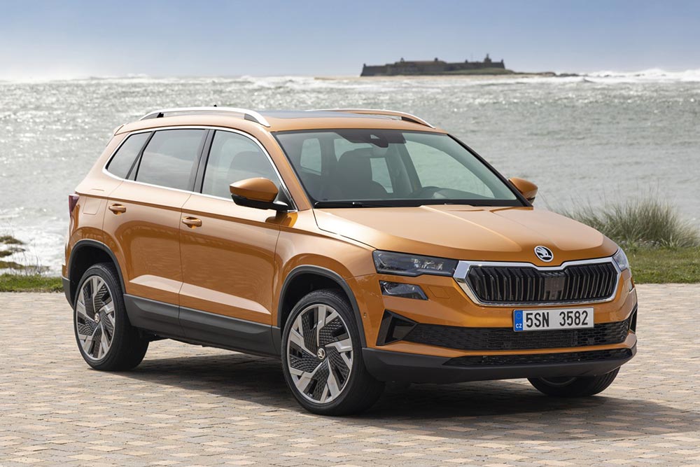 https://autogreeknews.gr/wp-content/uploads/2022/10/Skoda-Karoq-fl-2022-2.jpg
