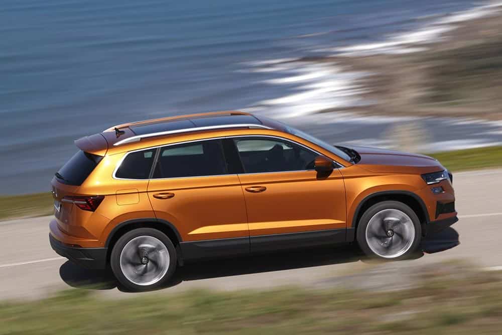 https://autogreeknews.gr/wp-content/uploads/2022/10/Skoda-Karoq-fl-2022-5.jpg