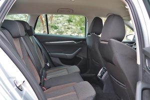 Skoda-Octavia-2.0-TDI-Scout-(17)
