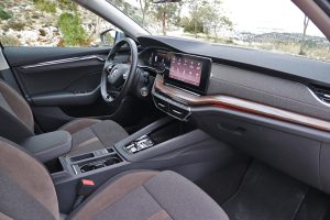 Skoda-Octavia-2.0-TDI-Scout-(19)