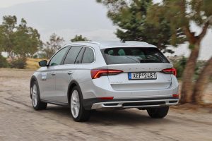 Skoda-Octavia-2.0-TDI-Scout-(2)