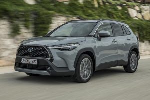 Toyota-Corolla-Cross-Grey-(15)