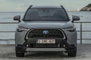 Toyota-Corolla-Cross-Grey-(6)