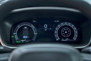 Toyota-Corolla-Cross-Grey-(8)