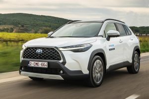 Toyota-Corolla-Cross-agn-front