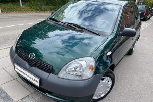 Toyota-Yaris-1